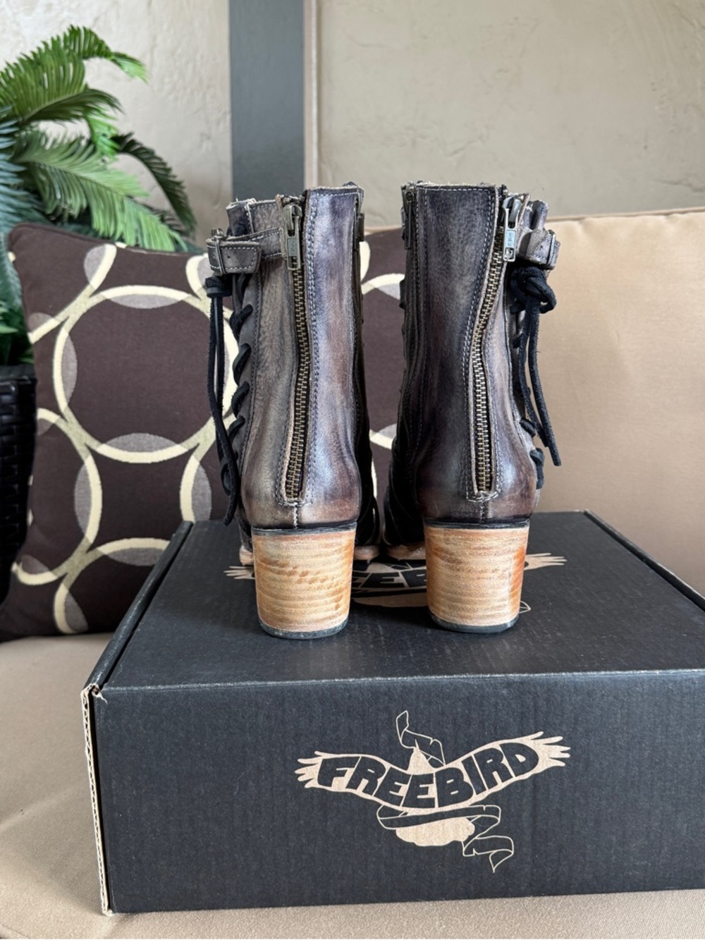 FREEBIRD Nikki Women's Black Leather Mesh Cutout Booties Size 10 - Picture 4 of 8